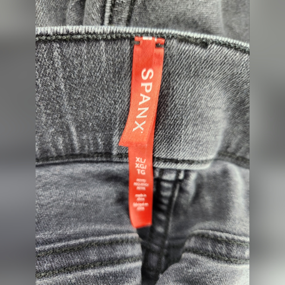 Spanx Faded Black Pull On‎ Cropped Pants Size XL - Picture 3 of 6